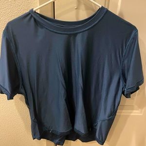 Lululemon/ Barry’s collaboration womens cut out shirt